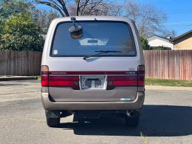 1994 TOYOTA HIACE VAN 1KZ-TE SUPER CUSTOM