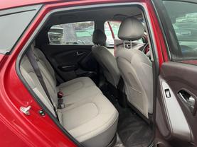 2015 HYUNDAI TUCSON SUV RED AUTOMATIC - Auto Spot