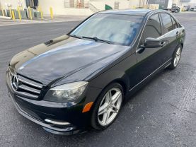 2011 MERCEDES-BENZ C-CLASS SEDAN V6, 3.0 LITER C 300 LUXURY SEDAN 4D