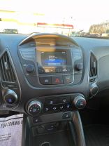 2015 HYUNDAI TUCSON SUV 4-CYL, PZEV, 2.4 LITER LIMITED SPORT UTILITY 4D