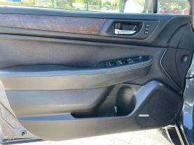2017 SUBARU OUTBACK WAGON 6-CYL, 3.6 LITER 3.6R LIMITED WAGON 4D