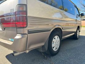 1994 TOYOTA HIACE VAN 1KZ-TE SUPER CUSTOM