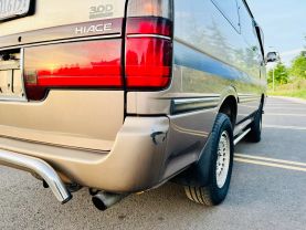 1995 TOYOTA HIACE VAN 1KZ-TE SUPER CUSTOM