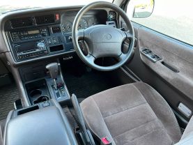 1997 TOYOTA HIACE VAN 1KZ-TE LIVING SALOON EX