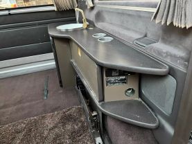1995 TOYOTA HIACE VAN 1KZ-TE SUPER CUSTOM