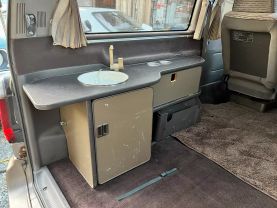1995 TOYOTA HIACE VAN 1KZ-TE SUPER CUSTOM