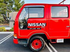1995 NISSAN ATLAS 100 TRUCK TD23 FIRE TRUCK