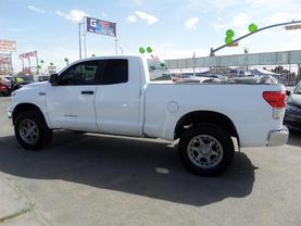 2012 TOYOTA TUNDRA DOUBLE CAB PICKUP V8, 5.7 LITER PICKUP 4D 6 1/2 FT at Gael Auto Sales in El Paso, TX