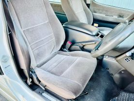 1997 TOYOTA HIACE VAN 1KZ-TE LIVING SALOON EX