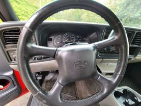 2002 CHEVROLET SUBURBAN 1500 SUV V8, FFV, 5.3 LITER SPORT UTILITY