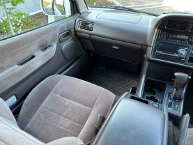 1997 TOYOTA HIACE VAN 1KZ-TE LIVING SALOON EX