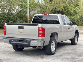 2009 CHEVROLET SILVERADO 1500 EXTENDED CAB PICKUP SILVER  AUTOMATIC - Citywide Auto Group LLC