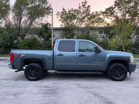 2009 CHEVROLET SILVERADO 1500 CREW CAB PICKUP TEAL AUTOMATIC - Citywide Auto Group LLC