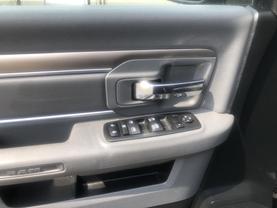 2017 RAM 1500 QUAD CAB PICKUP BLACK AUTOMATIC - Auto Spot