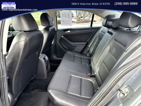 2014 VOLKSWAGEN JETTA SEDAN PLATINUM GRAY METALLIC AUTOMATIC - Capital City Auto