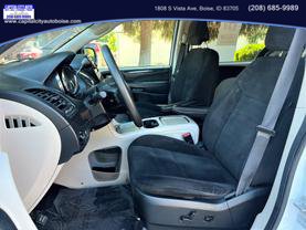 2016 DODGE GRAND CARAVAN PASSENGER PASSENGER BRIGHT WHITE CLEARCOAT AUTOMATIC - Capital City Auto
