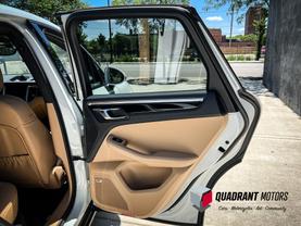 2018 PORSCHE MACAN SUV CARRARA WHITE METALLIC AUTOMATIC - Quadrant Motors