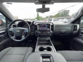 2018 CHEVROLET SILVERADO 1500 CREW CAB PICKUP V8, ECOTEC3, 5.3 LITER LT PICKUP 4D 5 3/4 FT - LA Auto Star in Virginia Beach, VA