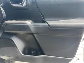 2018 TOYOTA TACOMA DOUBLE CAB PICKUP V6, 3.5 LITER TRD OFF-ROAD PICKUP 4D 6 FT - LA Auto Star