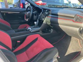 Used 2019 HONDA CIVIC TYPE R HATCHBACK 4-CYL, VTEC, TURBO, 2.0 LITER TOURING HATCHBACK SEDAN 4D - LA Auto Star located in Virginia Beach, VA