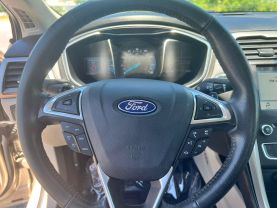 2018 Ford Fusion - Image 22