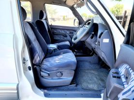 1996 TOYOTA LAND CRUISER PRADO SUV 1KZ-TE RX