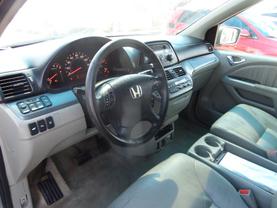 2007 HONDA ODYSSEY PASSENGER V6, VTEC, 3.5 LITER TOURING MINIVAN 4D at Gael Auto Sales in El Paso, TX