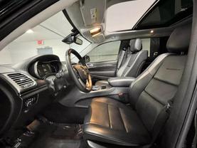 2017 JEEP GRAND CHEROKEE SUV BLACK AUTOMATIC - Concept Car Auto Sales in Orlando, FL