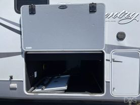 2012 HEARTLAND BIG COUNTRY FIFTH WHEEL -