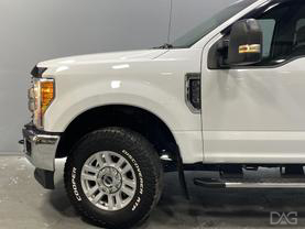 2017 FORD F250 SUPER DUTY CREW CAB PICKUP WHITE AUTOMATIC - Discovery Auto Group