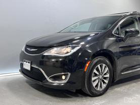 2020 CHRYSLER PACIFICA PASSENGER BLACK AUTOMATIC - Discovery Auto Group