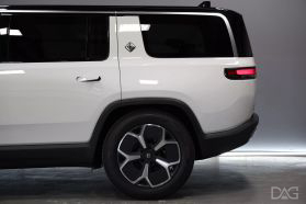2023 RIVIAN R1S SUV
