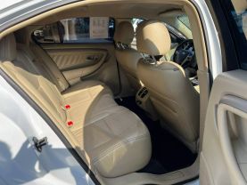 2017 FORD TAURUS SEDAN WHITE AUTOMATIC - Auto Spot