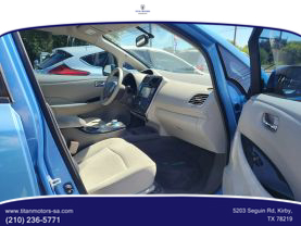 2011 NISSAN LEAF