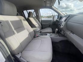 2019 NISSAN FRONTIER CREW CAB PICKUP GLACIER WHITE AUTOMATIC - Tropical Auto Sales