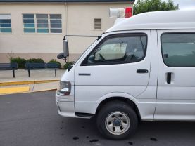1997 TOYOTA HIACE COMMUTER VAN 1KZ-TE AMBULANCE