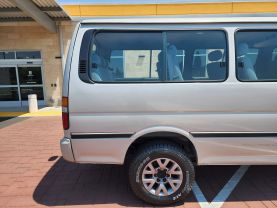 1997 TOYOTA HIACE VAN 1KZ-TE GRAND CABIN X