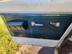 1969 CHEV C20 - - -