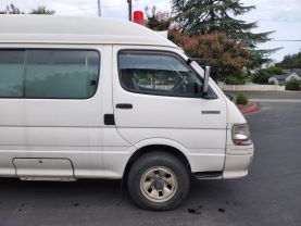 1997 TOYOTA HIACE COMMUTER VAN 1KZ-TE AMBULANCE