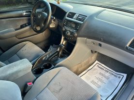 2005 HONDA ACCORD SEDAN V6, VTEC, 3.0 LITER LX SEDAN 4D