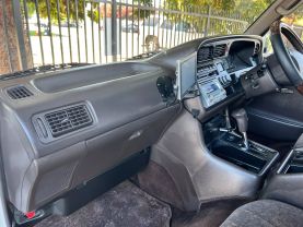 1995 TOYOTA HIACE VAN 1KZ-TE SUPER CUSTOM