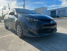 2017 Toyota Corolla - Image 2