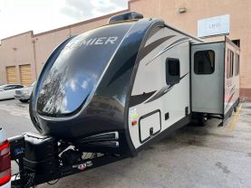 2019 KEYSTONE PREMIER - - LUXURY