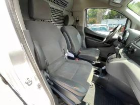 2017 NISSAN NV200