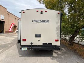 2019 KEYSTONE PREMIER - - LUXURY