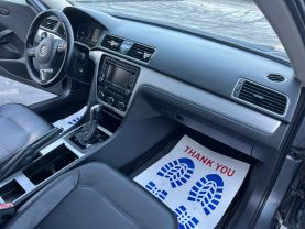 2012 VOLKSWAGEN PASSAT SEDAN 5-CYL, PZEV, 2.5 LITER 2.5L SE SEDAN 4D