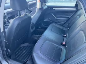 2012 VOLKSWAGEN PASSAT SEDAN 5-CYL, PZEV, 2.5 LITER 2.5L SE SEDAN 4D