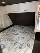 2019 KEYSTONE PREMIER - - LUXURY