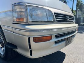 1995 TOYOTA HIACE VAN 1KZ-TE SUPER CUSTOM