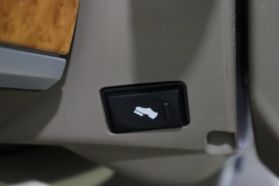 2008 CHRYSLER TOWN & COUNTRY VAN V6, 4.0 LITER LIMITED MINIVAN 4D